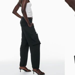 Aritizia Wilfred cargo balloon pants - black size 0